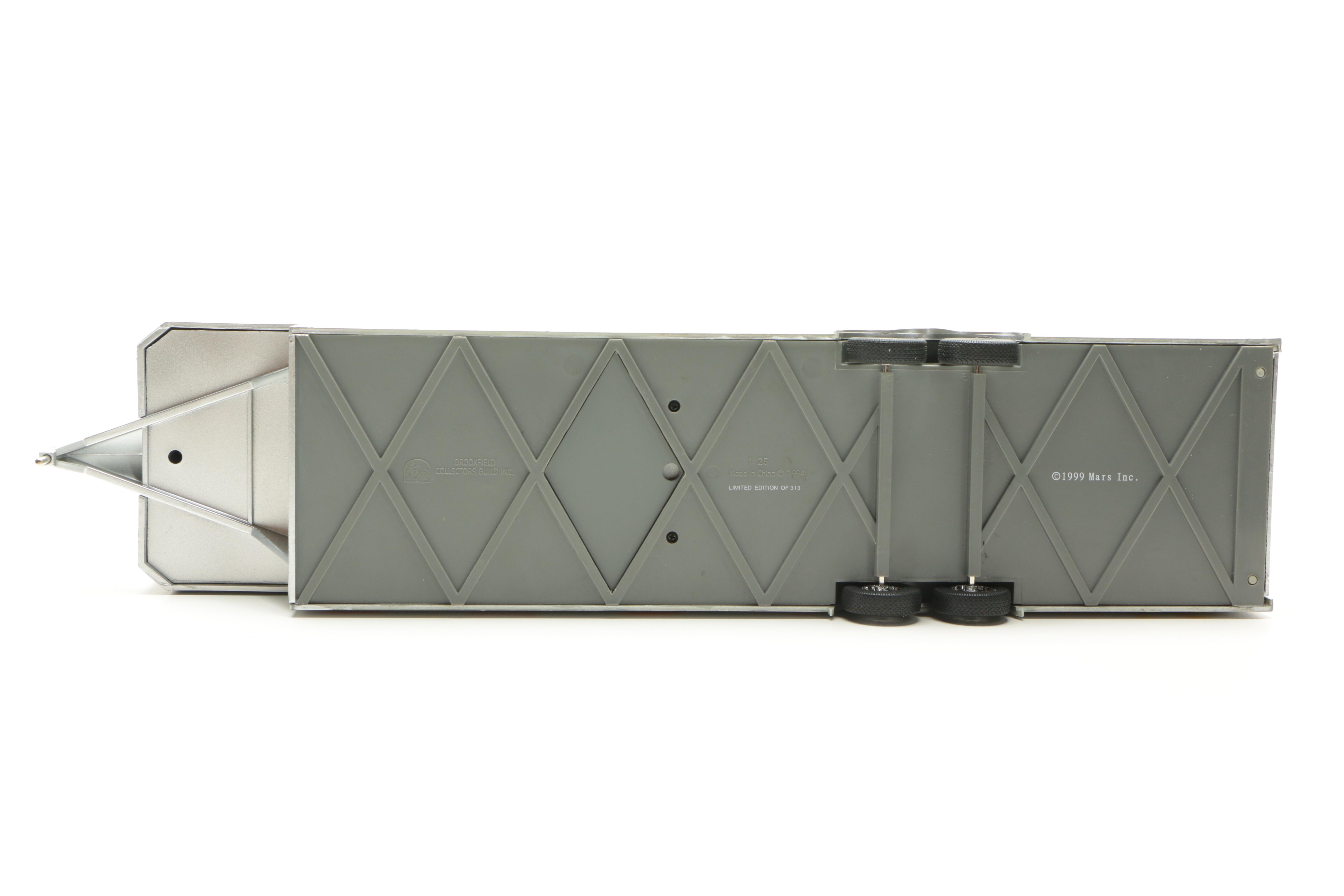 Limited Edition Brookfield Ernie Irvan M&M's Die-Cast Trailer