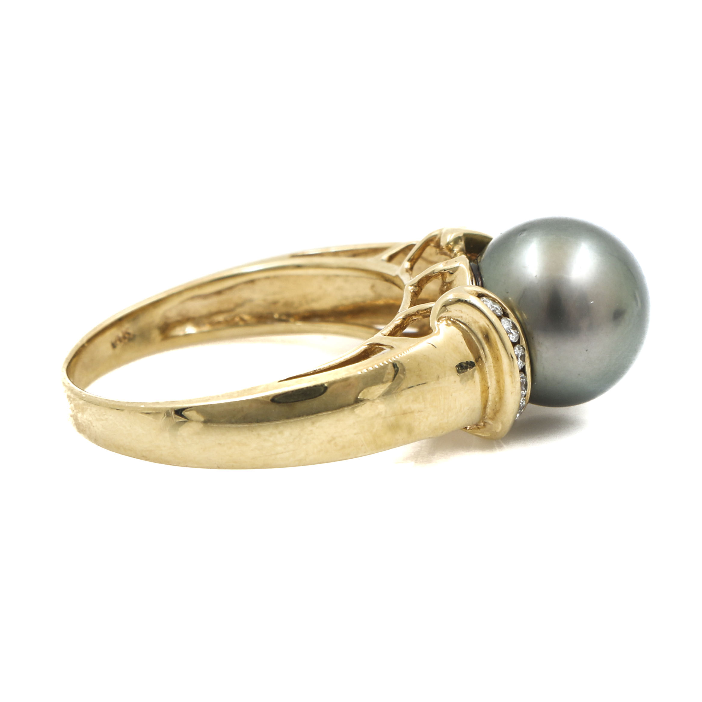 14K Yellow Gold Tahitian Pearl and Diamond Ring