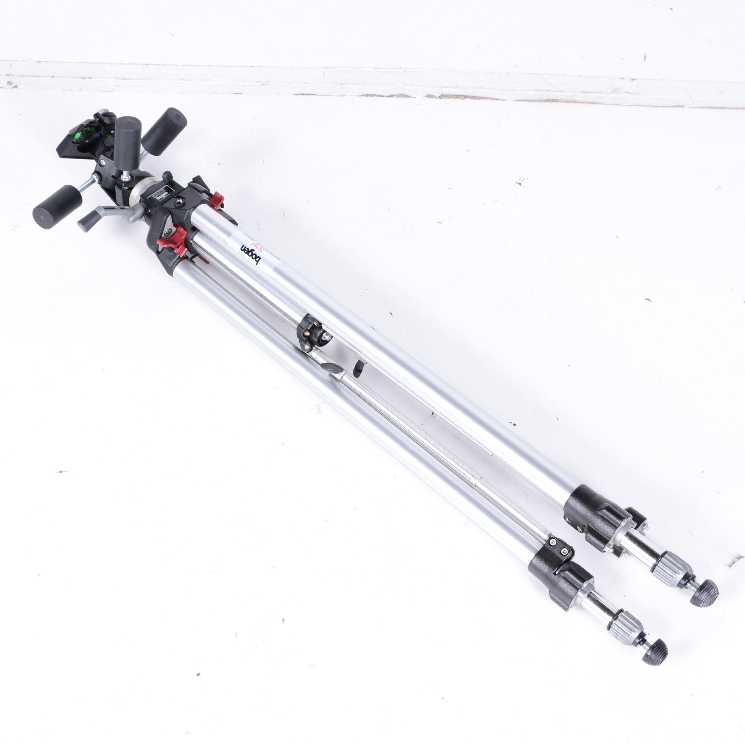 Bogen 3051 Professional Tripod