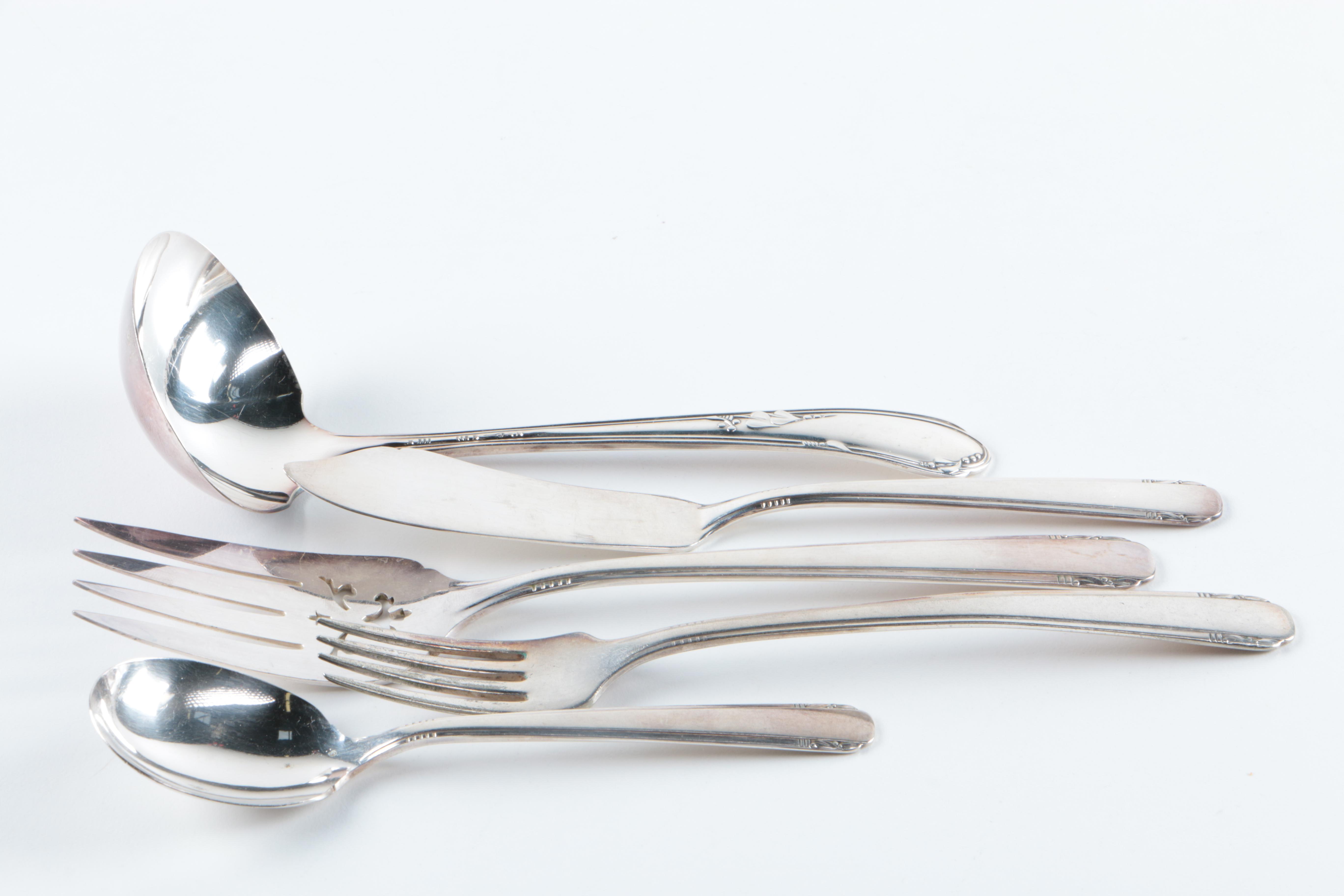 Oneida Community Tudor Plate "Elaine" Silver Plated Flatware Set