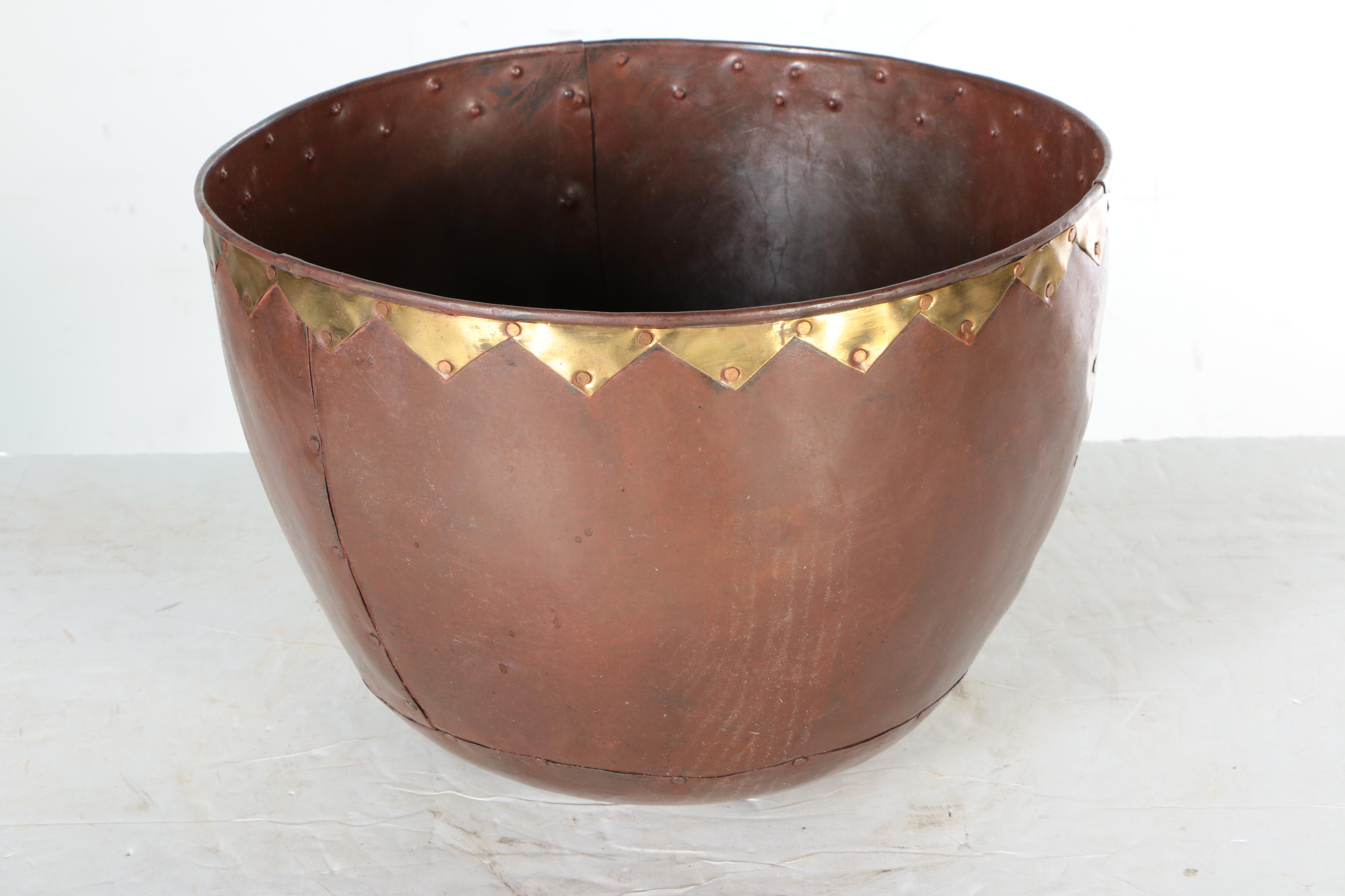 Wooden Water Container with Metal Bowl