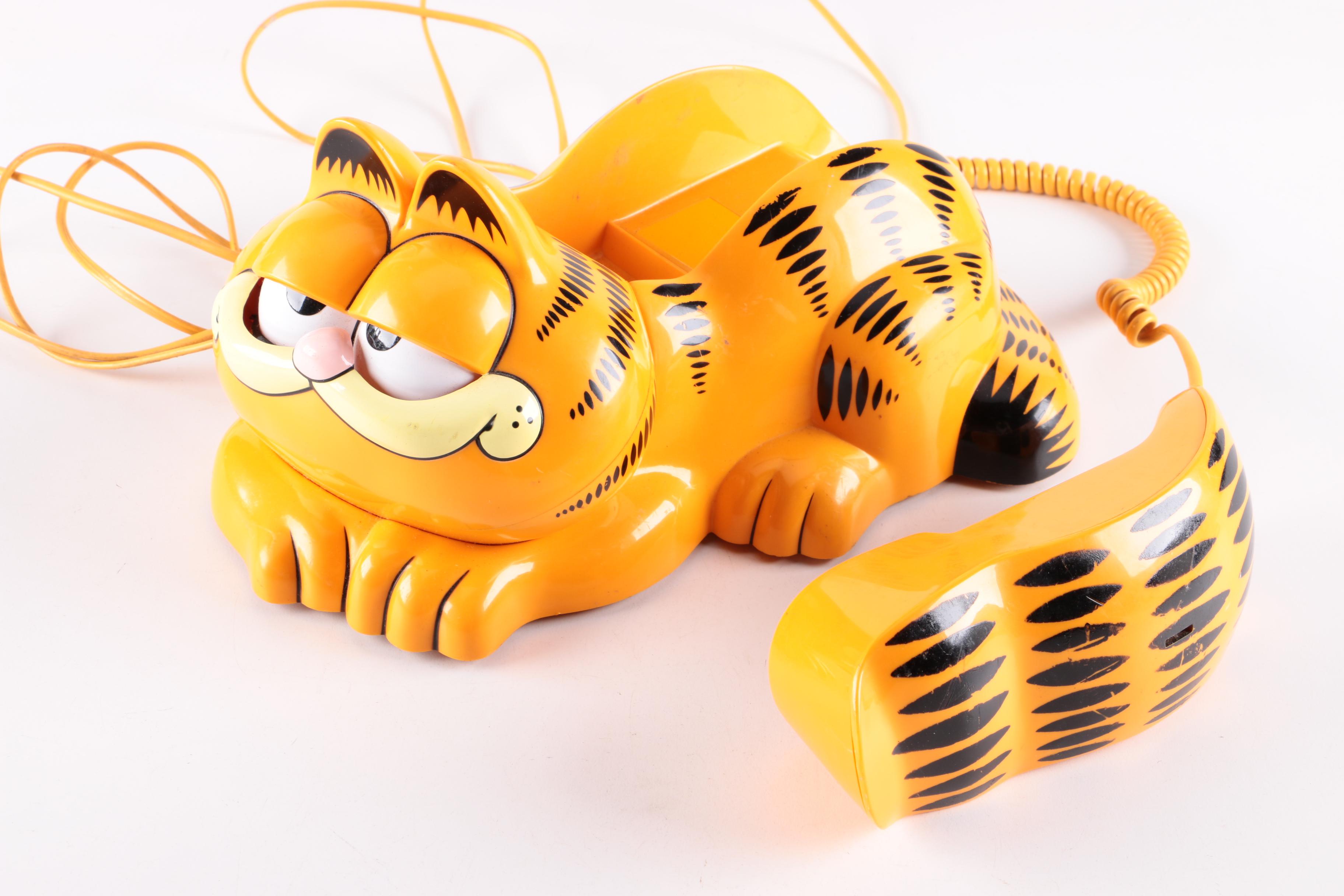 Vintage Garfield Telephone
