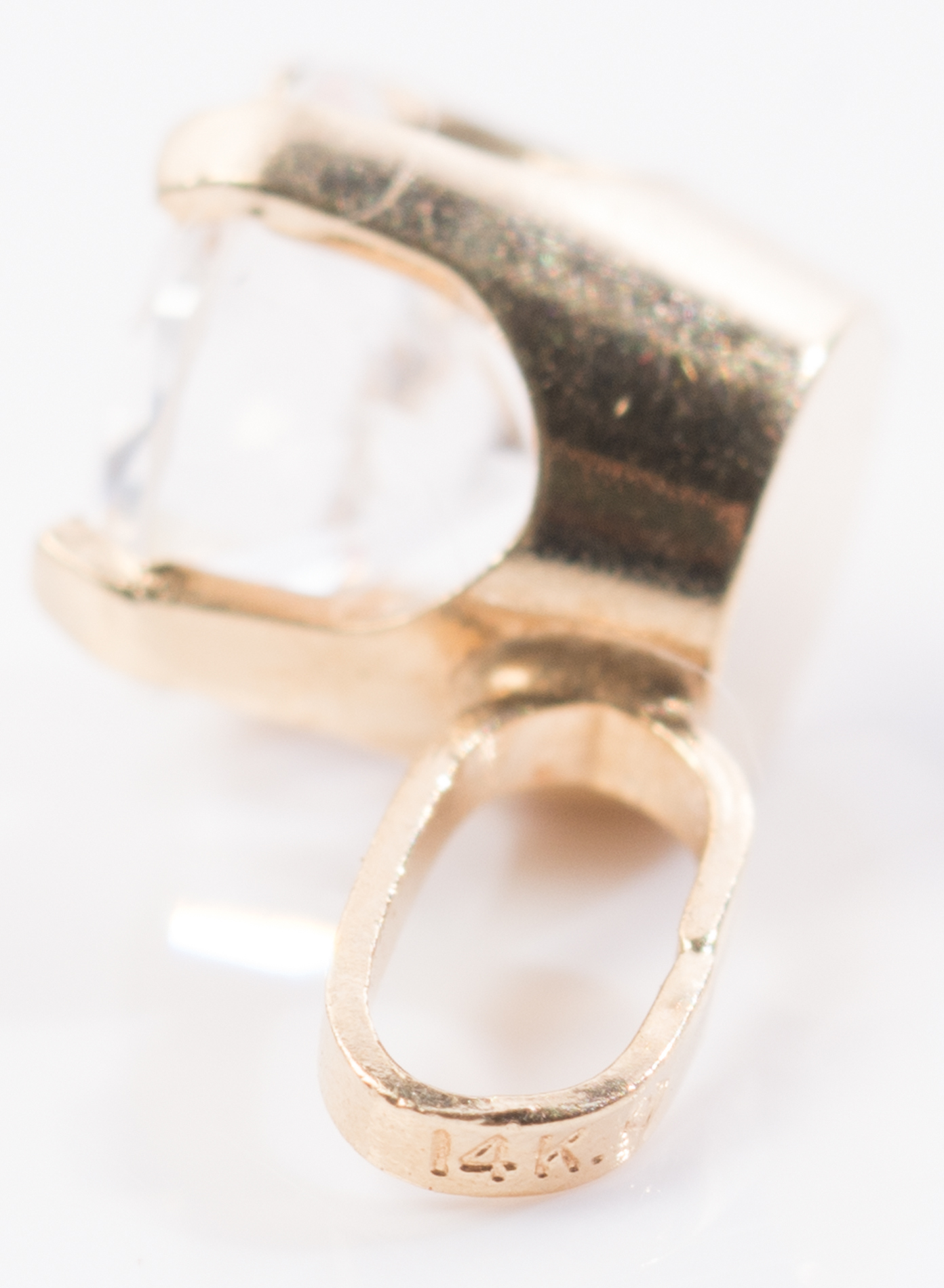 14K Yellow Gold Cubic Zirconia Pendant