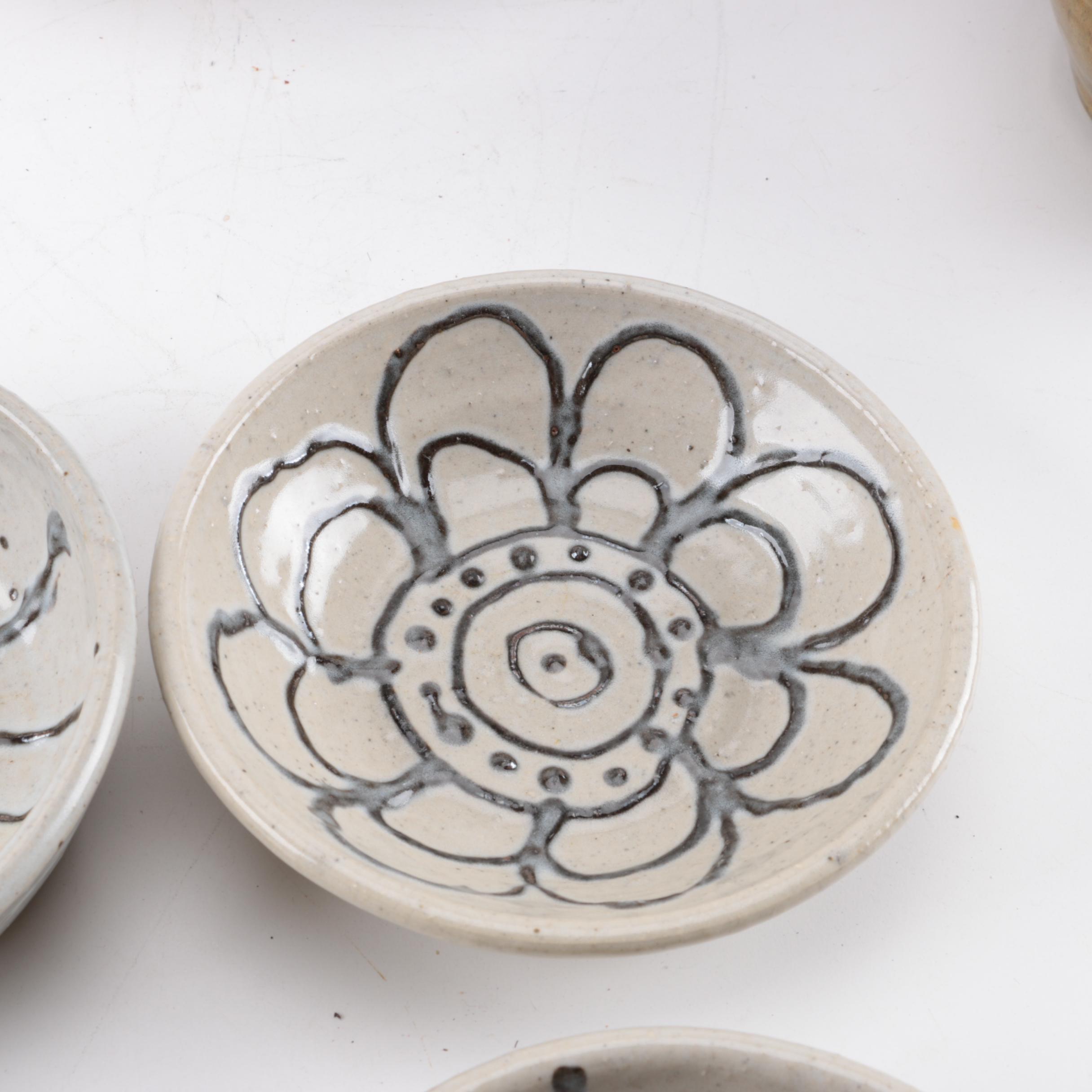 Art Pottery Tableware Collection