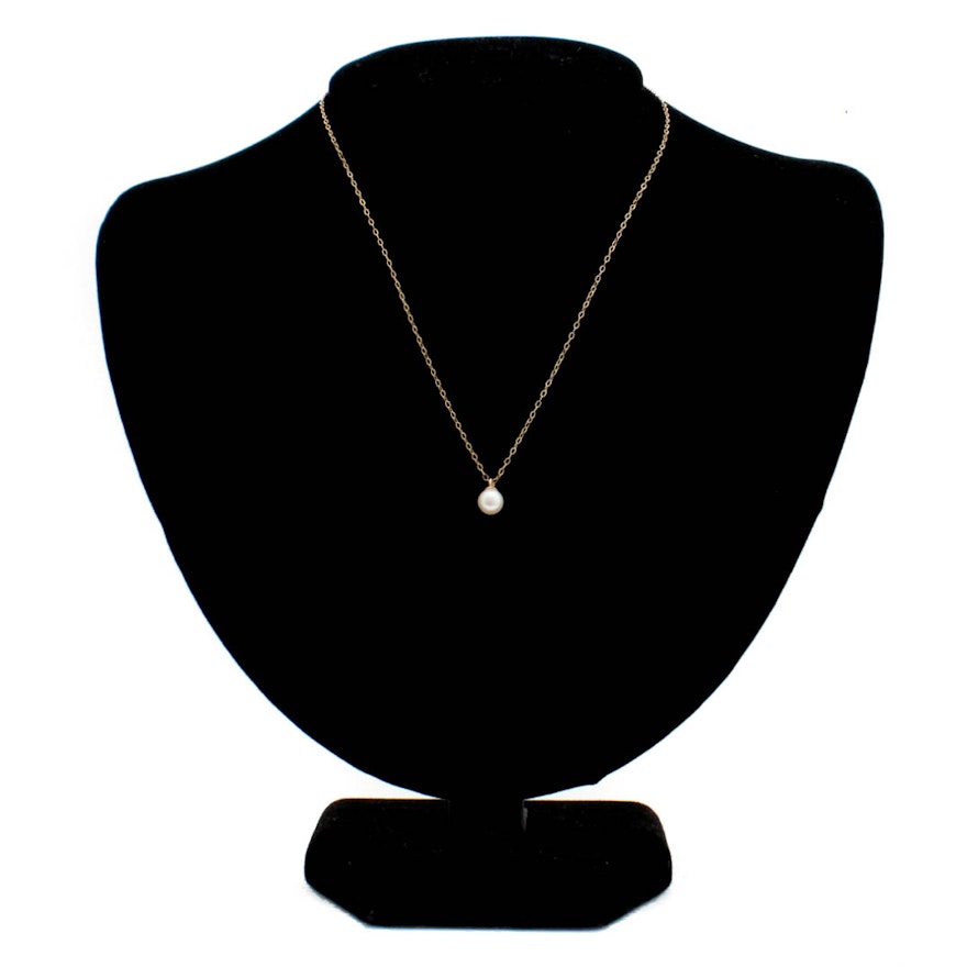 14K Yellow Gold Cultured Pearl Pendant Necklace