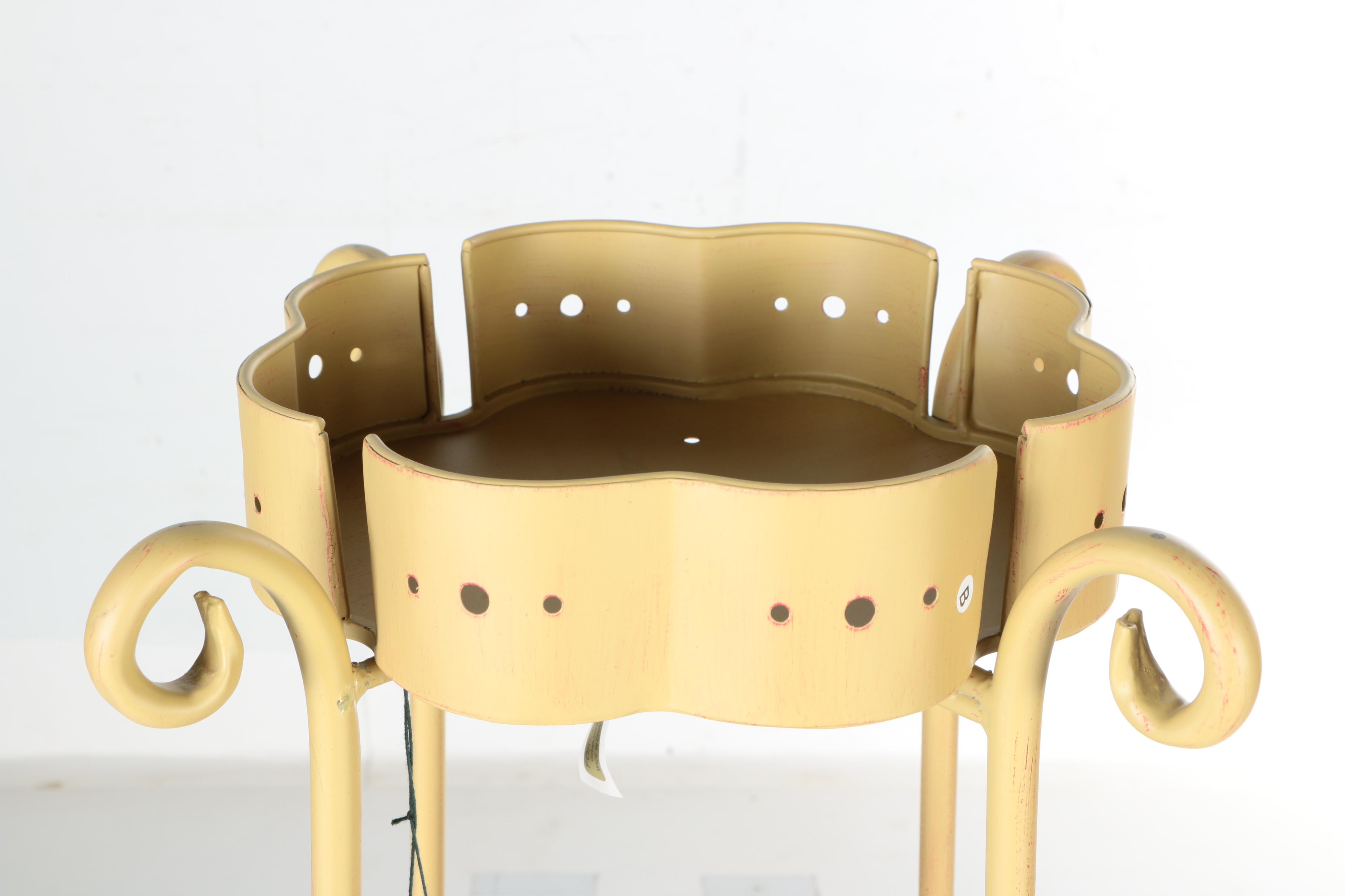 Foreside Home & Garden Foldable Etagere Plant Stand