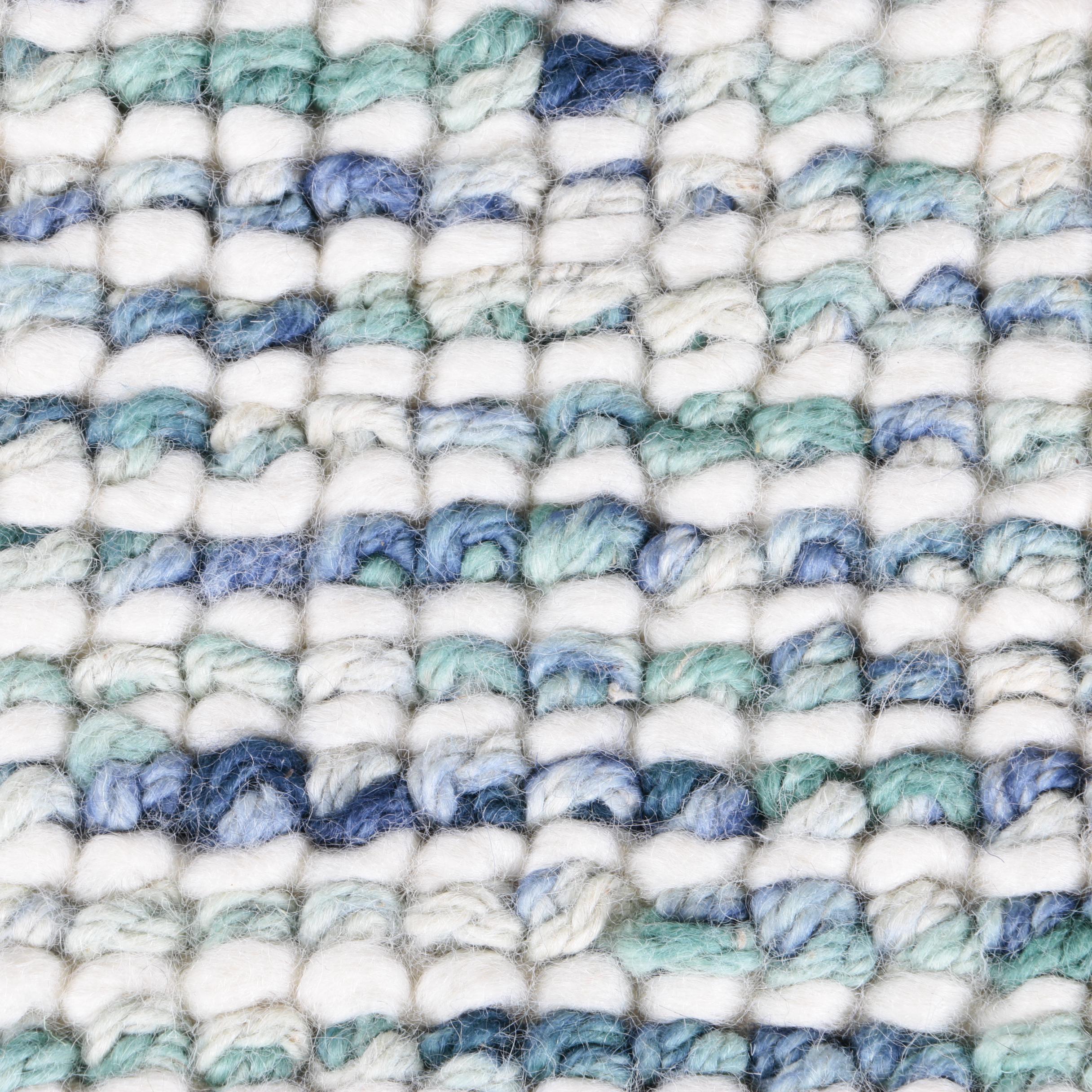 Handwoven Looped-Yarn Area Rug in Ocean Colors