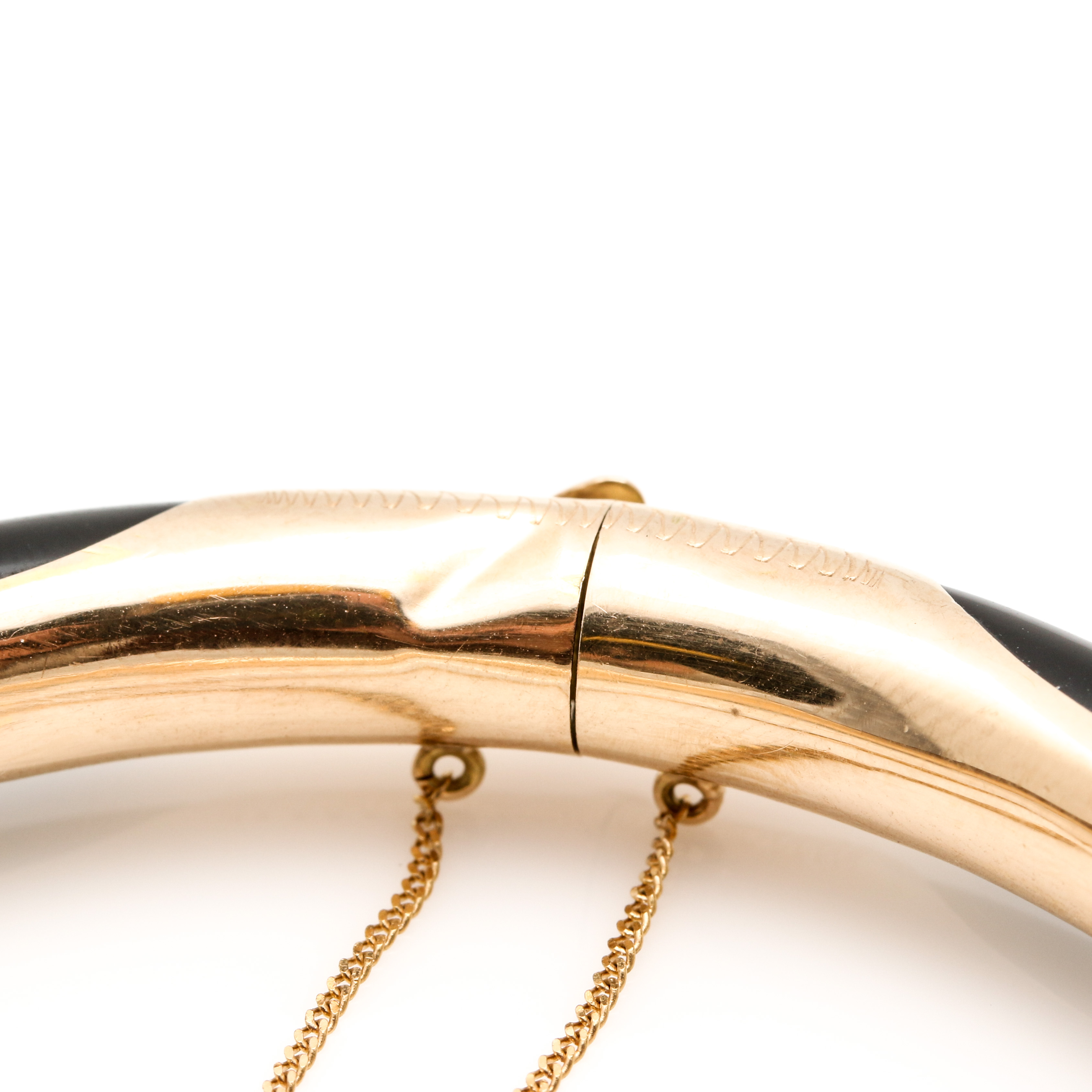 14k Yellow Gold Bangle Bracelet