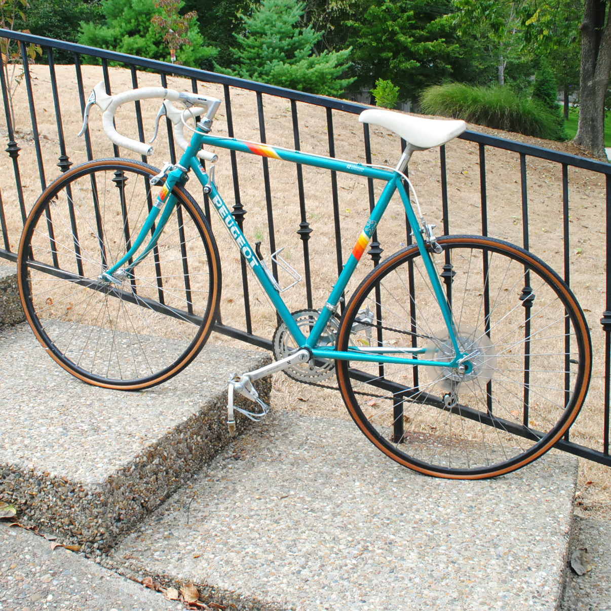 Vintage Peugeot "Versailles" 12-Speed Road Bicycle
