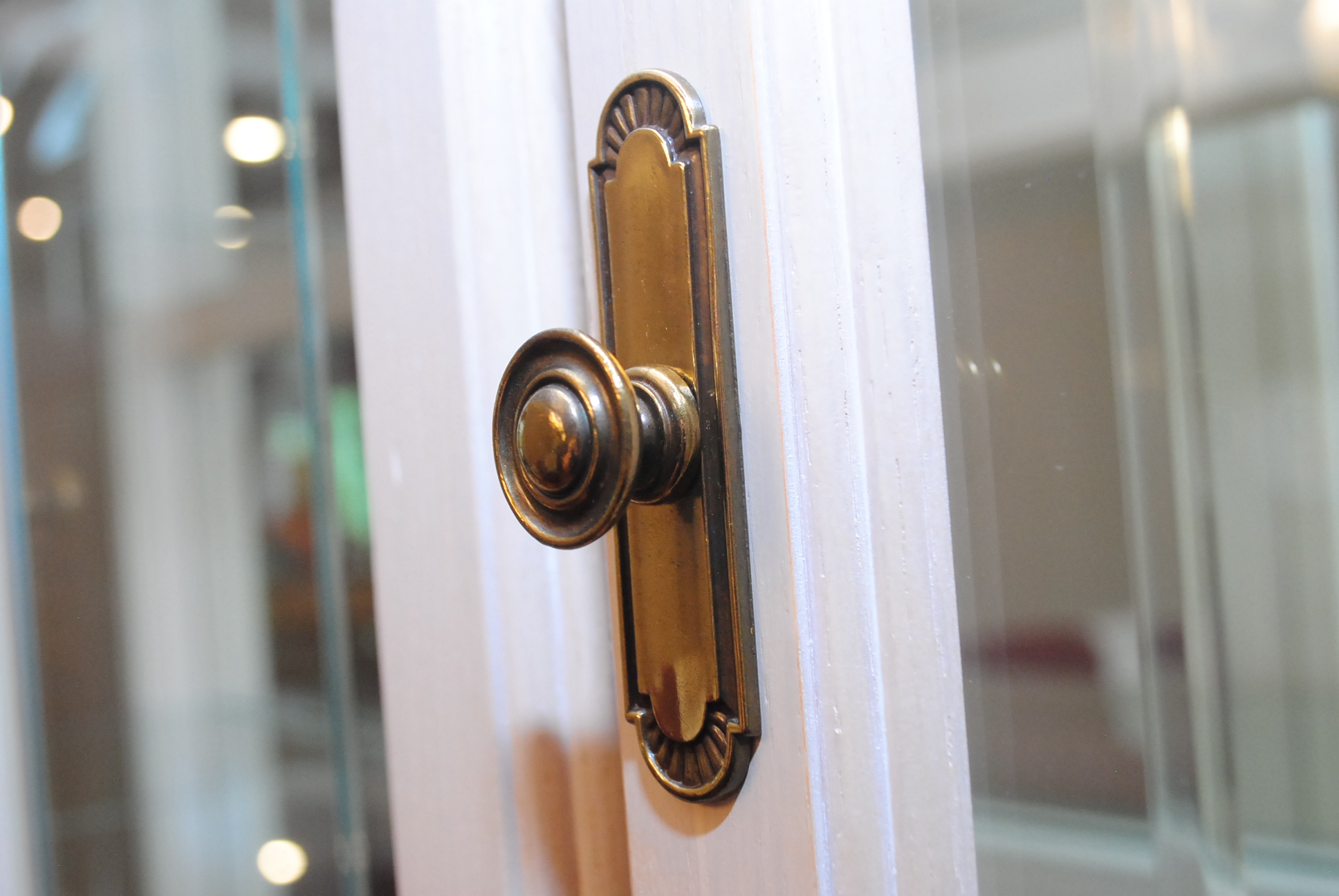 Keller Furniture Painted White Oak Hutch