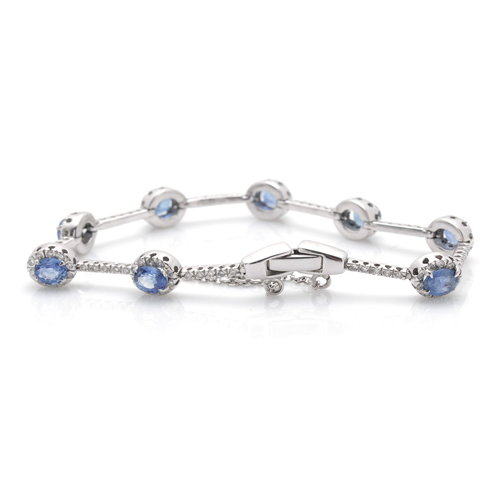 18K White Gold 3.60 CTW Sapphire and Diamond Bracelet