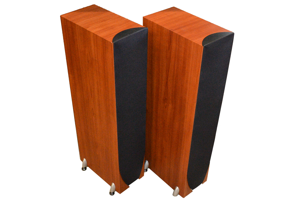 Jamo Floorstanding Speakers
