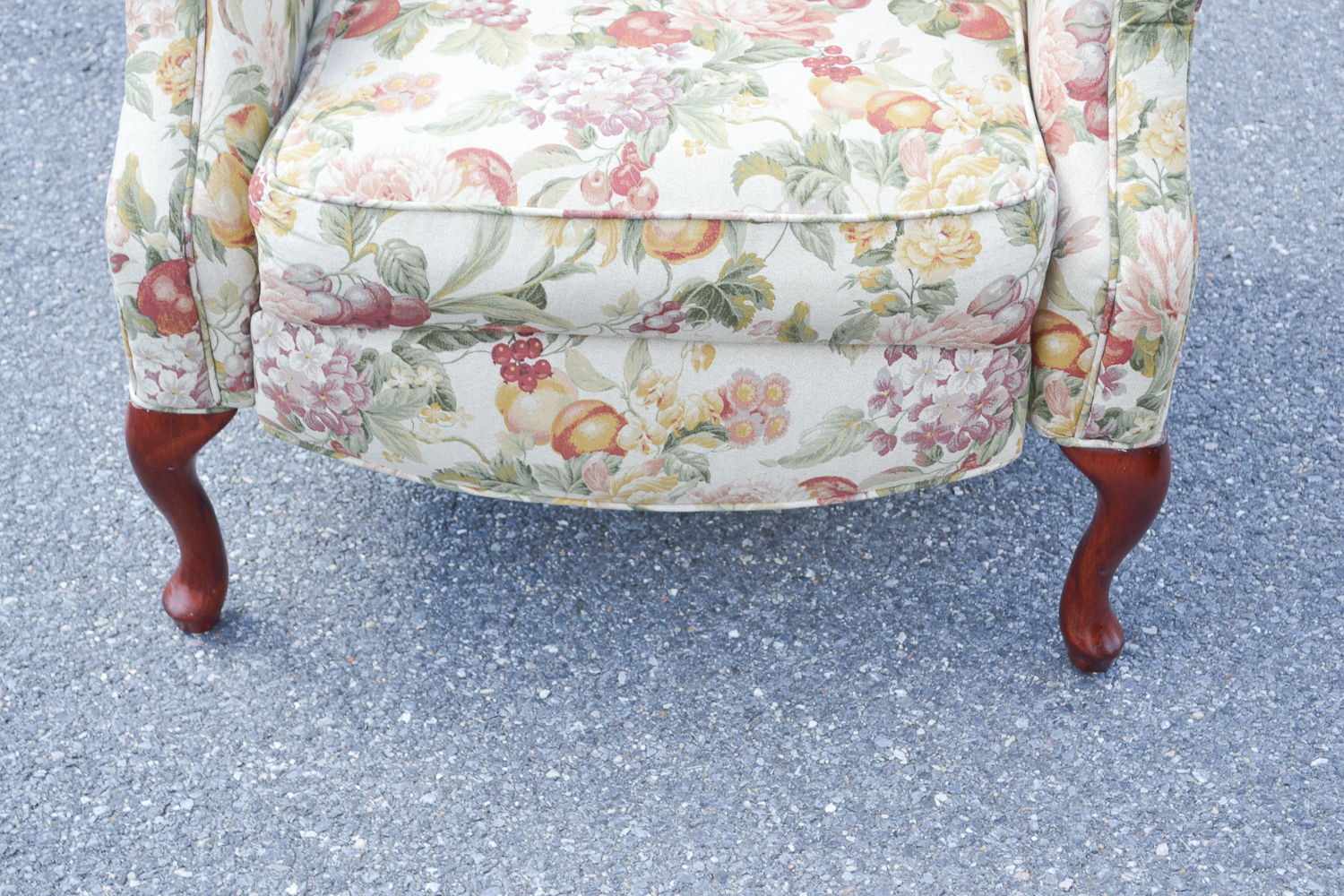 Queen Anne Style Wingback Reclining Chair