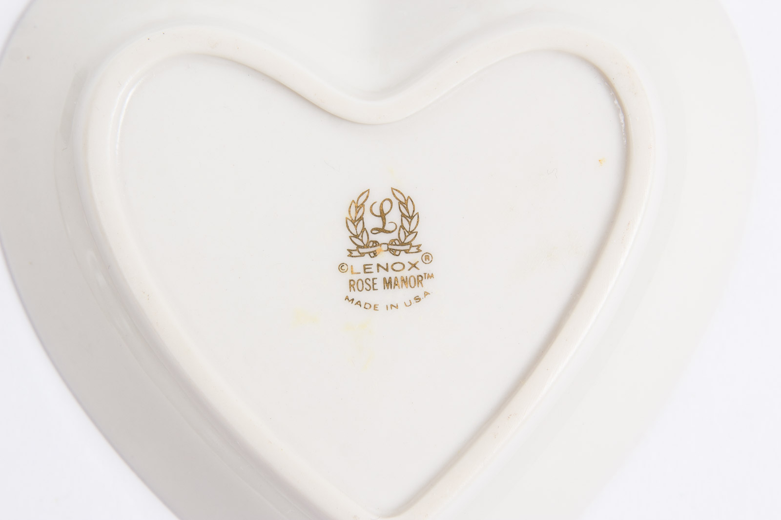 Lenox Floral Porcelain Bathroom Vanity and Vase Collection