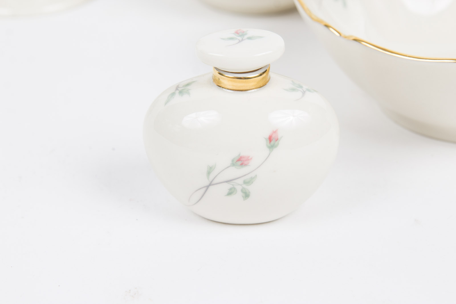 Lenox Floral Porcelain Bathroom Vanity and Vase Collection