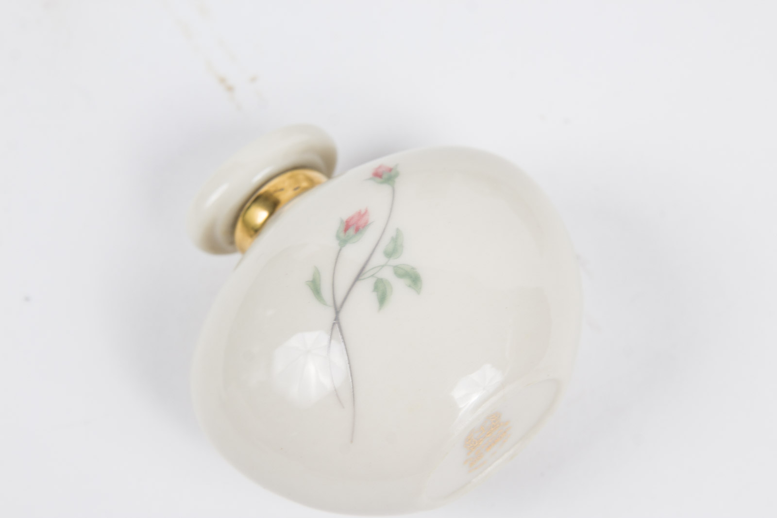 Lenox Floral Porcelain Bathroom Vanity and Vase Collection