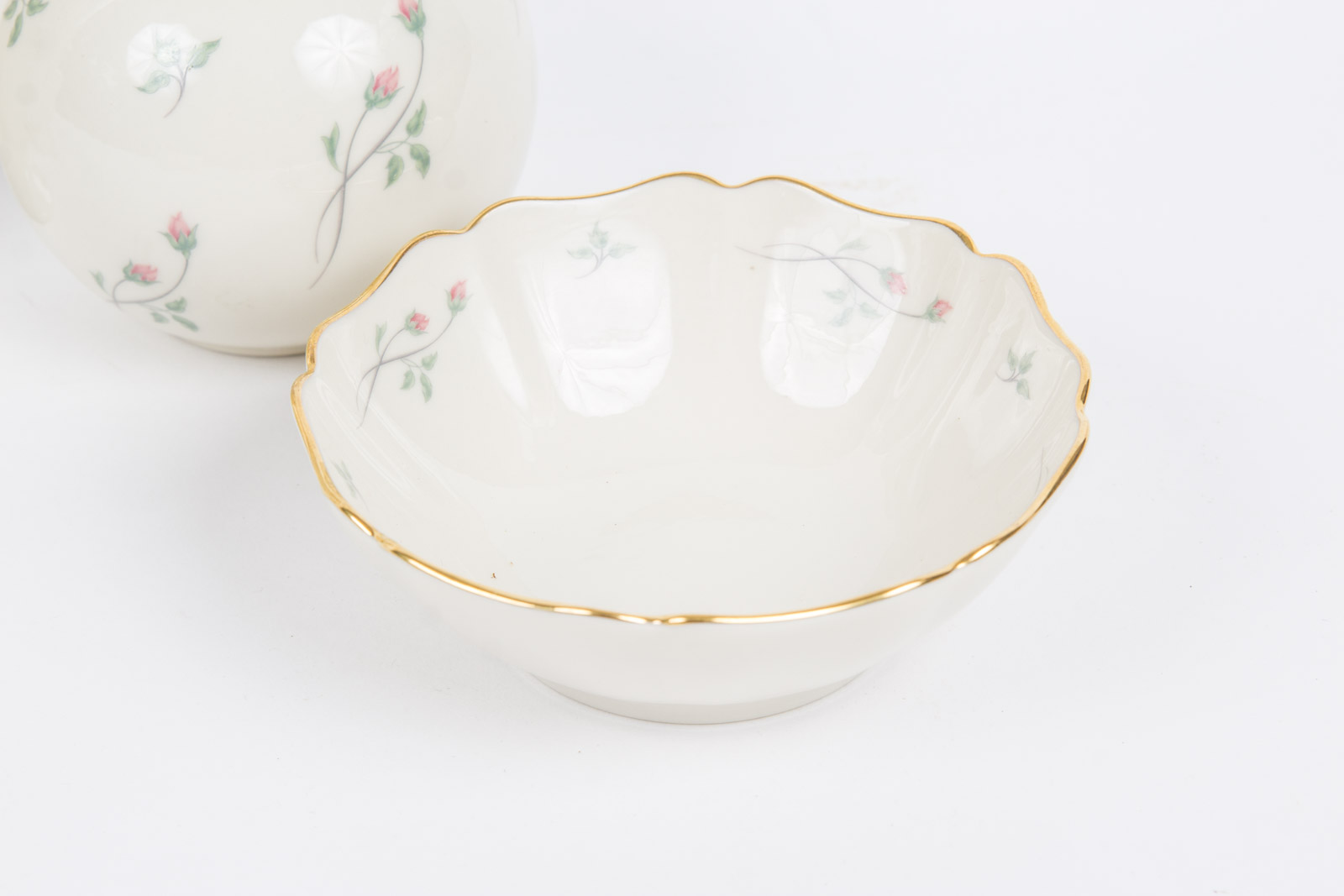 Lenox Floral Porcelain Bathroom Vanity and Vase Collection