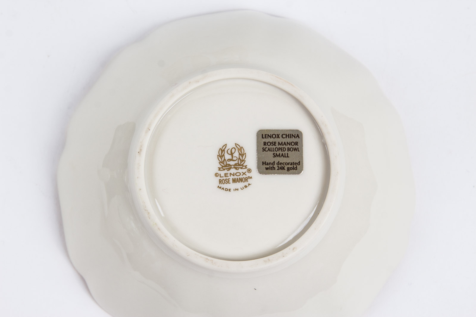 Lenox Floral Porcelain Bathroom Vanity and Vase Collection