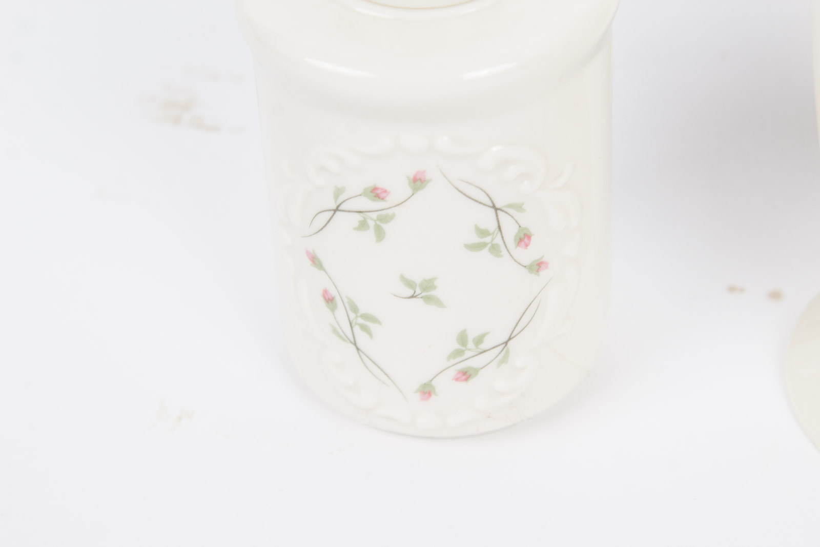 Lenox Floral Porcelain Bathroom Vanity and Vase Collection