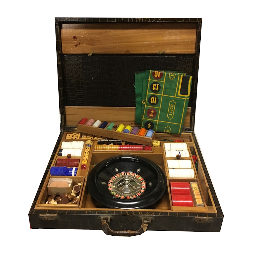 Vintage Portable Poker Game and Pieces by Good Luck Brand