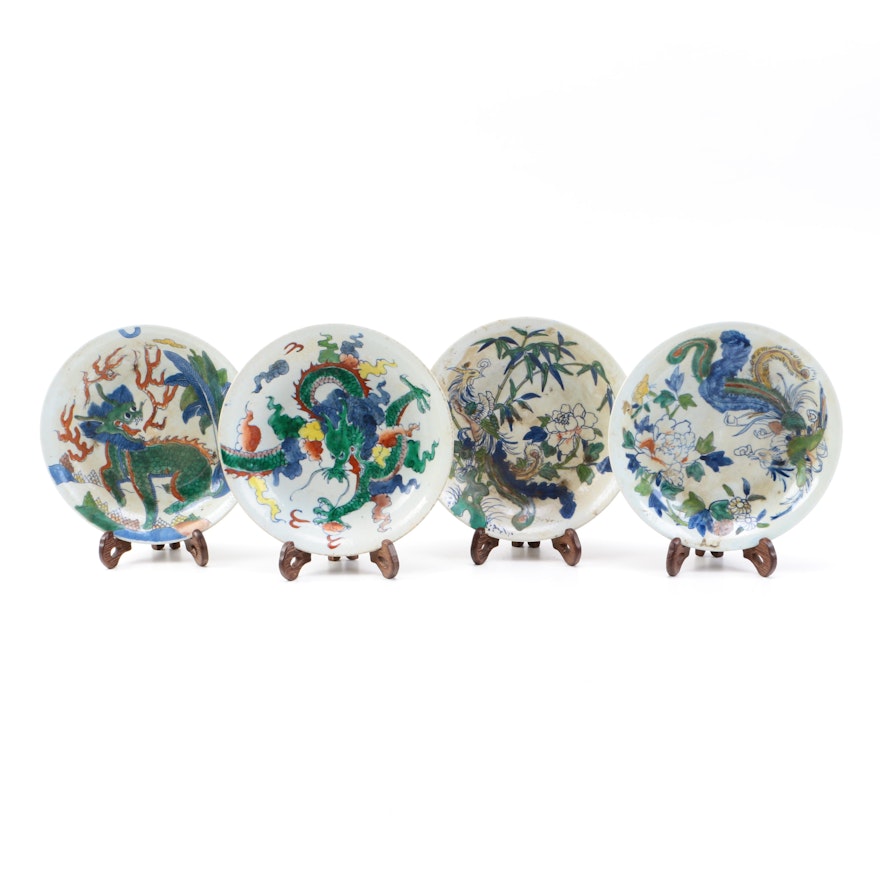 Four Chinese Wucai Style Hand Painted Porcelain Plates