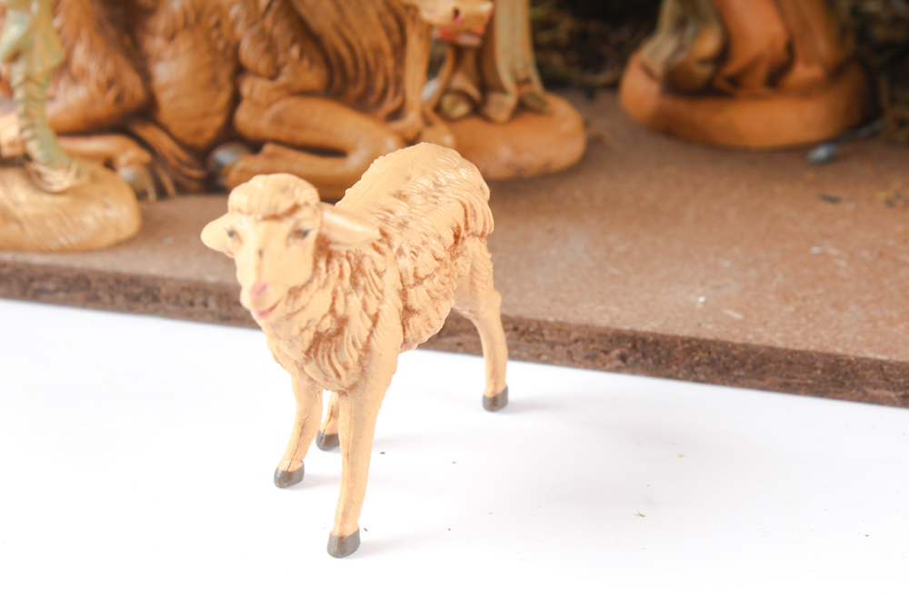 1983 Vintage Italian Fontanini Nativity Set