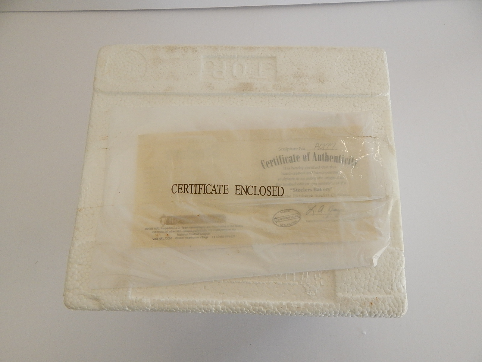 Hawthorne Village NFL Pittsburgh "Steelers Bakery" Christmas Village