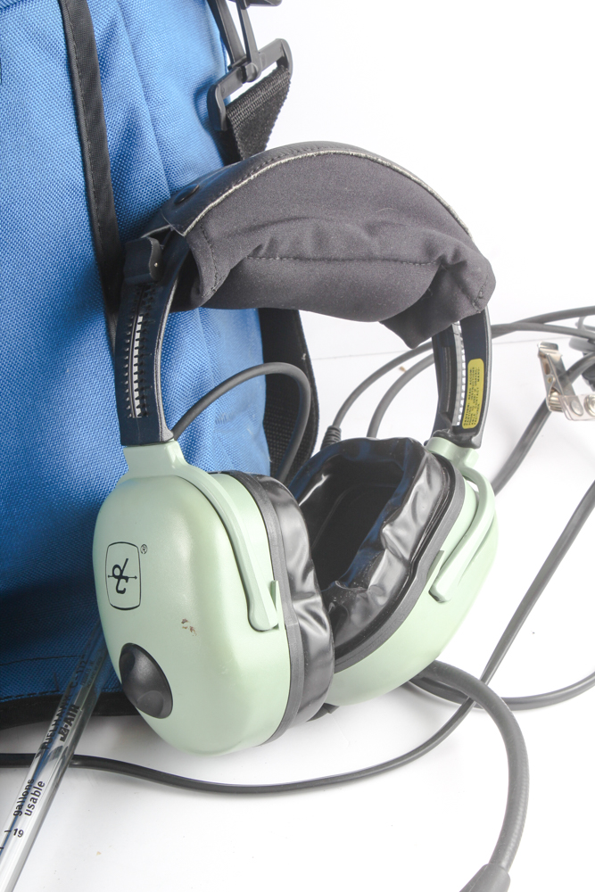 Telex 5000E and David Clark Aviation Headsets with Flight Gear