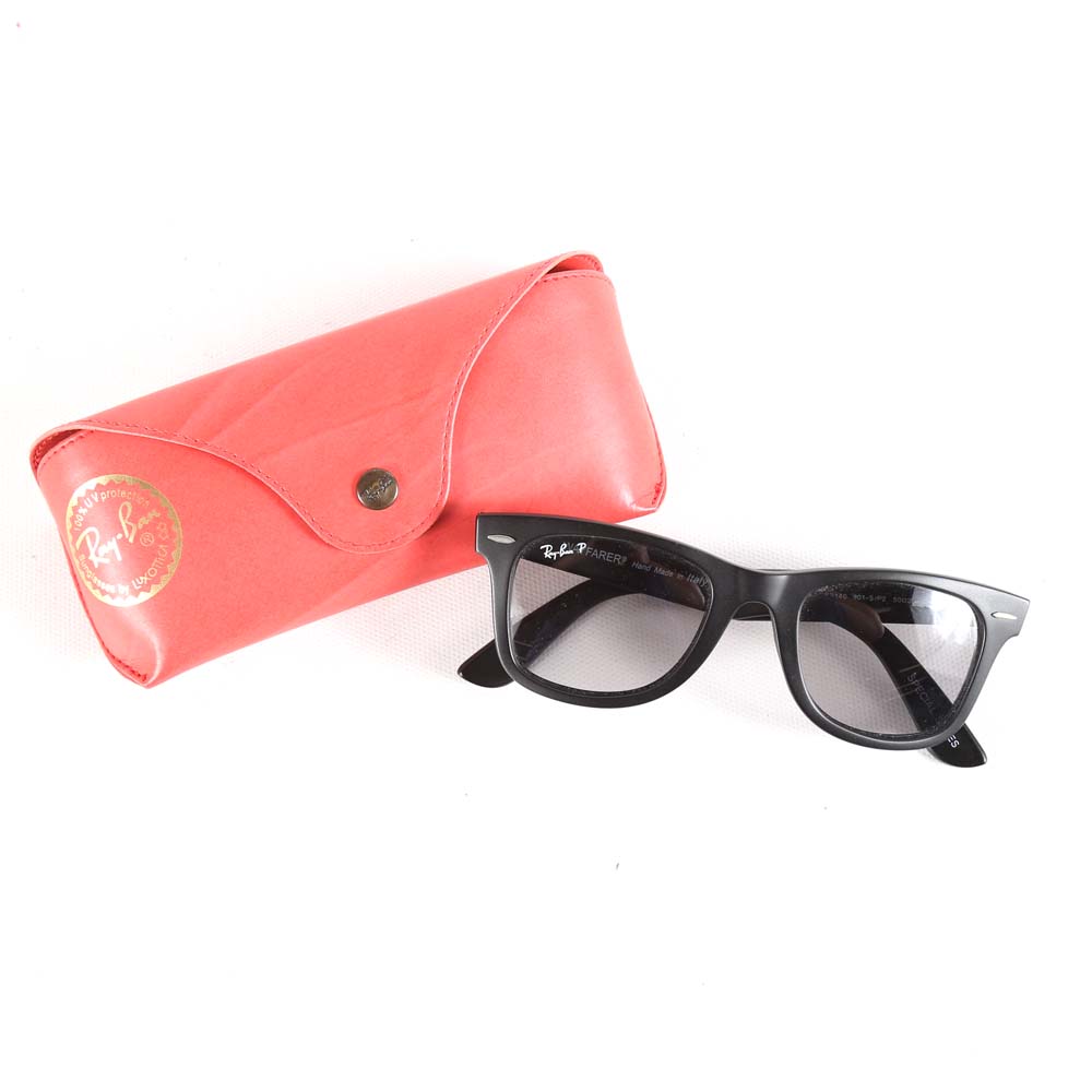 Ray-Ban Wayfarer Sunglasses