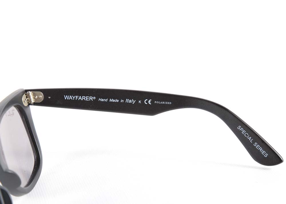 Ray-Ban Wayfarer Sunglasses
