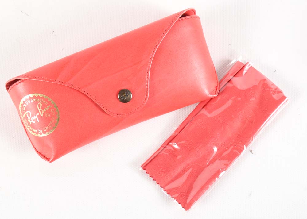 Ray-Ban Wayfarer Sunglasses