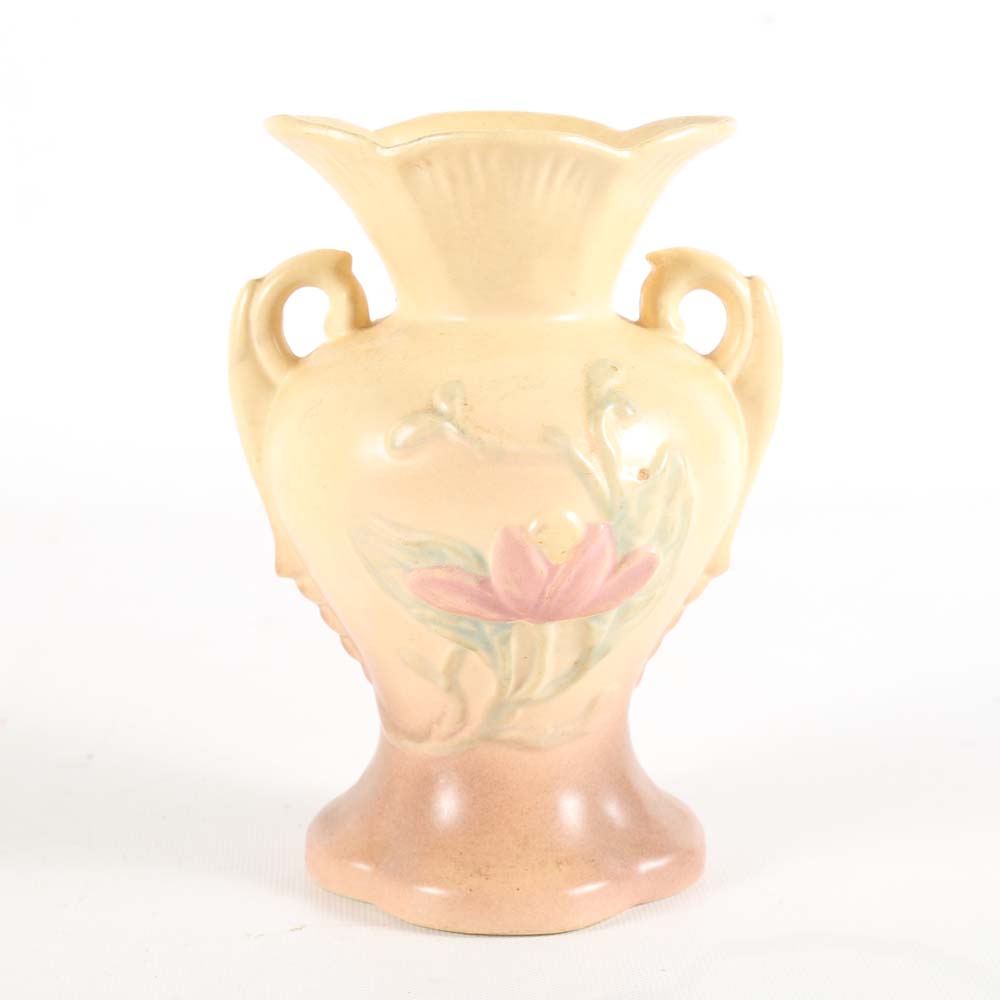Vintage Hull "Magnolia" Vase