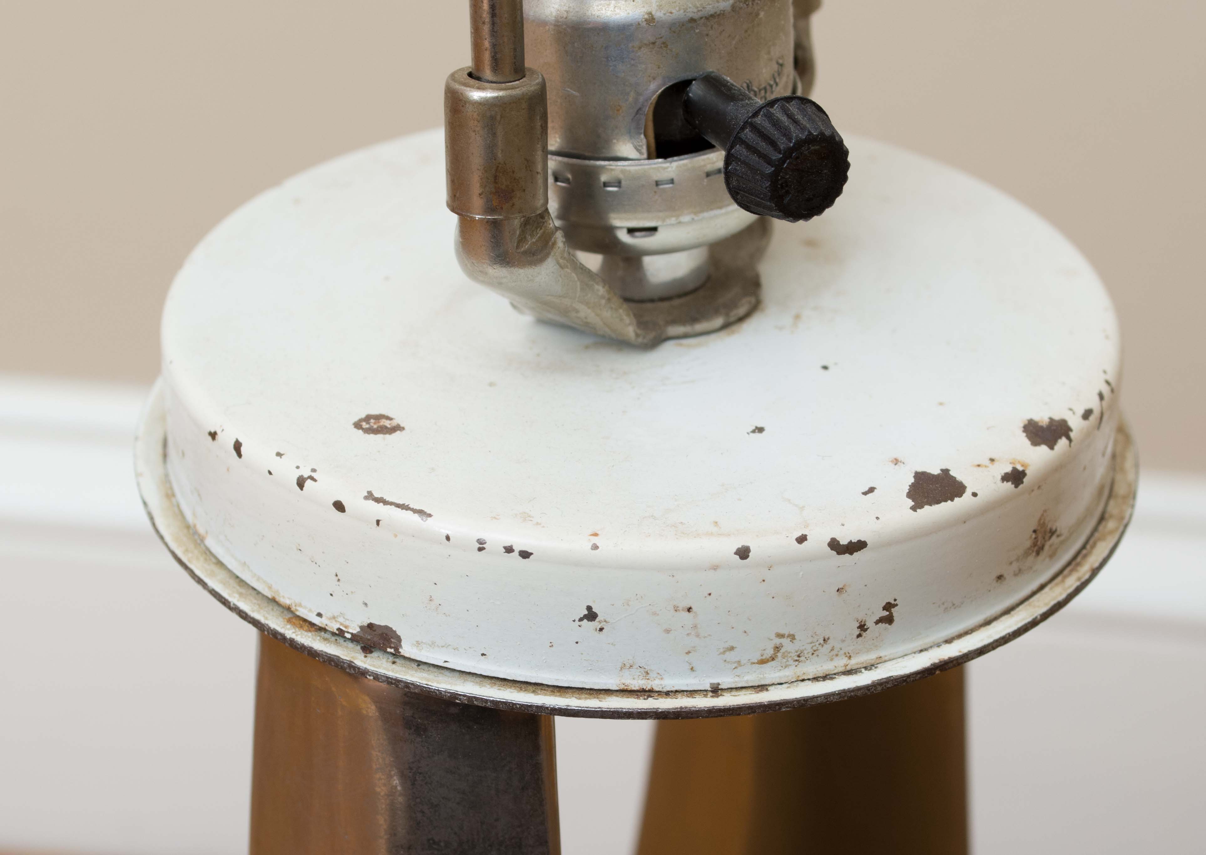 Vintage Mid Century Modern Table Lamp