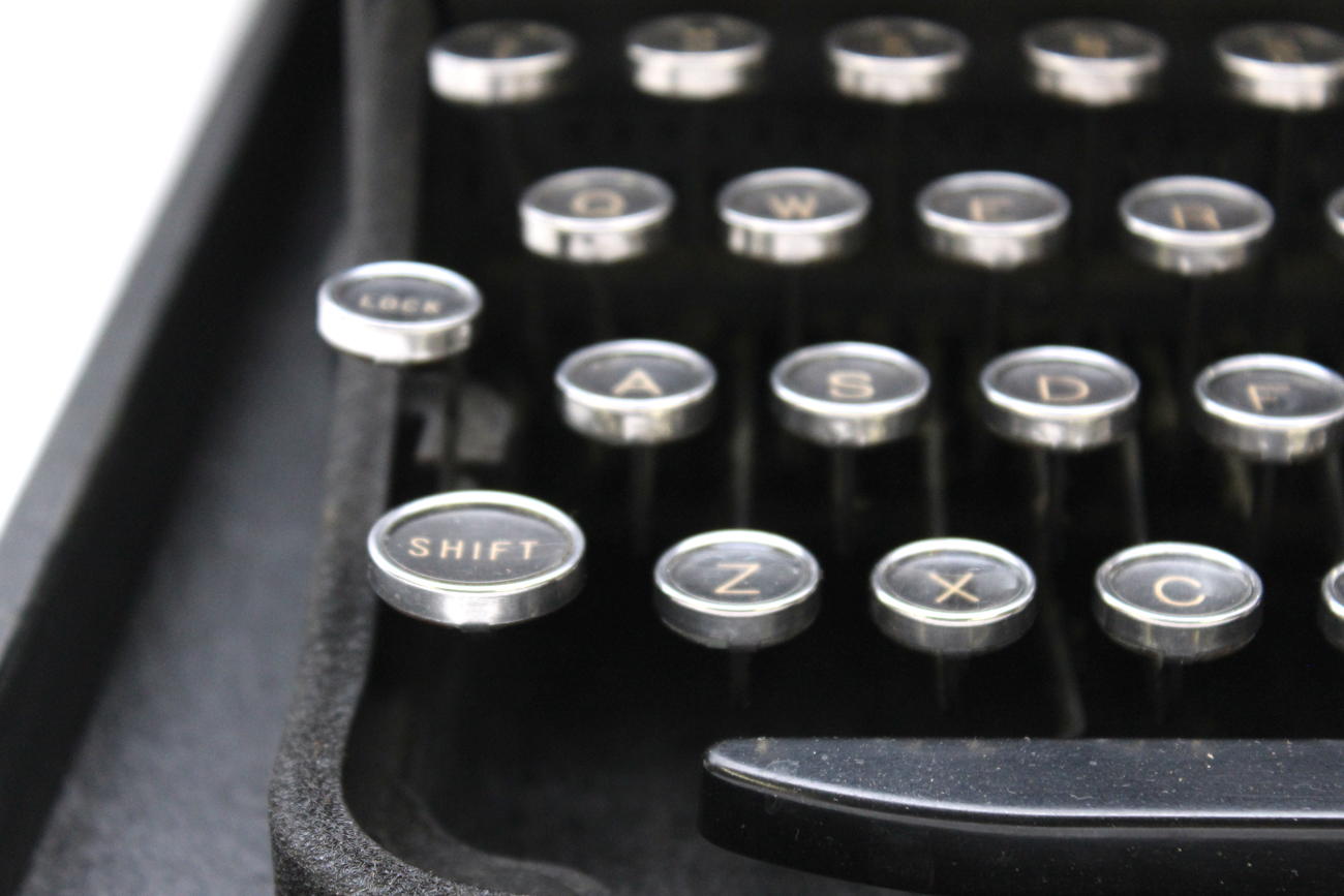 Vintage Manual Typewriter in Case By Royal Typewriter Company