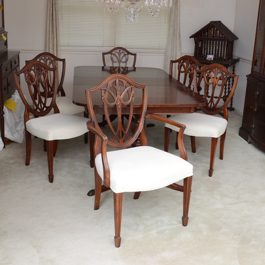 Mahogany Duncan Phyfe Style Dining Table and Six Chairs