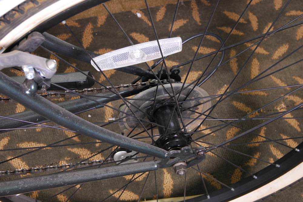 PacificCycle Men's Shorewood Cruiser Bike