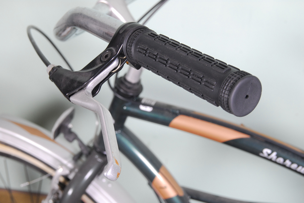 PacificCycle Men's Shorewood Cruiser Bike