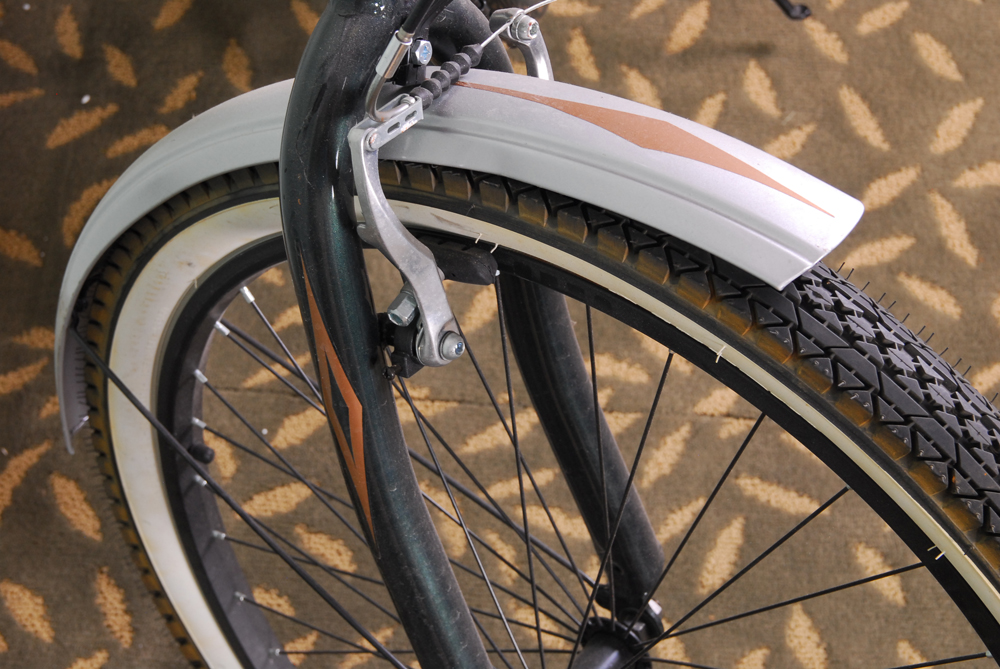 PacificCycle Men's Shorewood Cruiser Bike