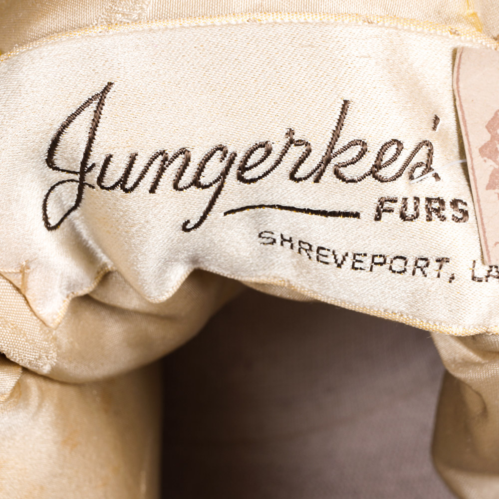 Vintage Beaver Fur Coat with Mink Collar