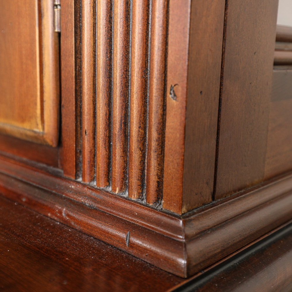 Vintage Ethan Allen Lighted China Cabinet