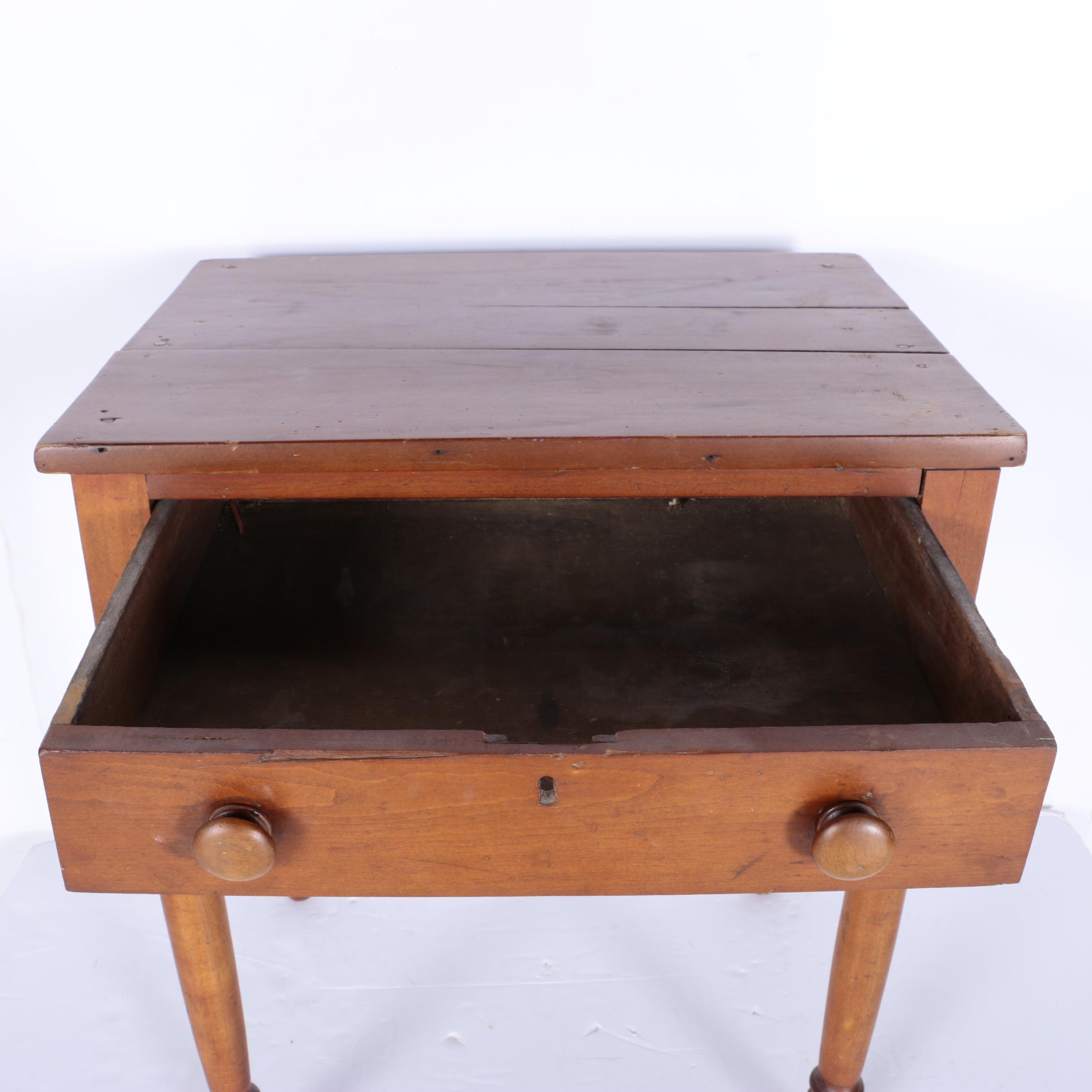 Antique Country Sheraton Style Stand with One Drawer