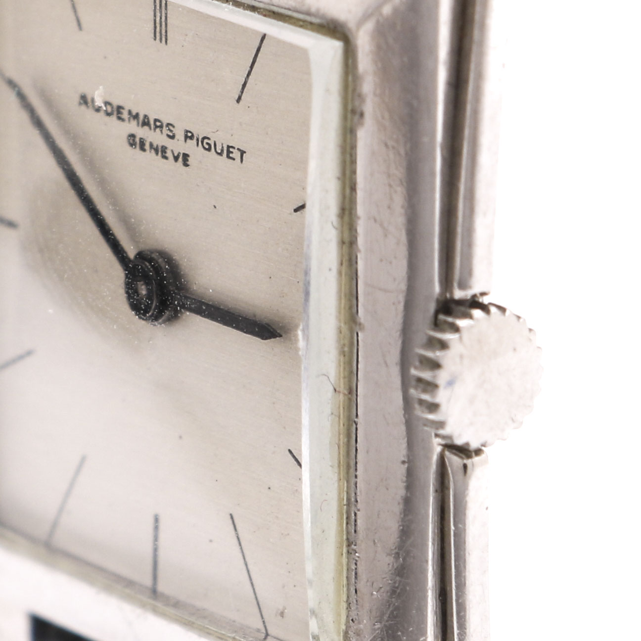 Audemars Piguet Geneve Analog Watch