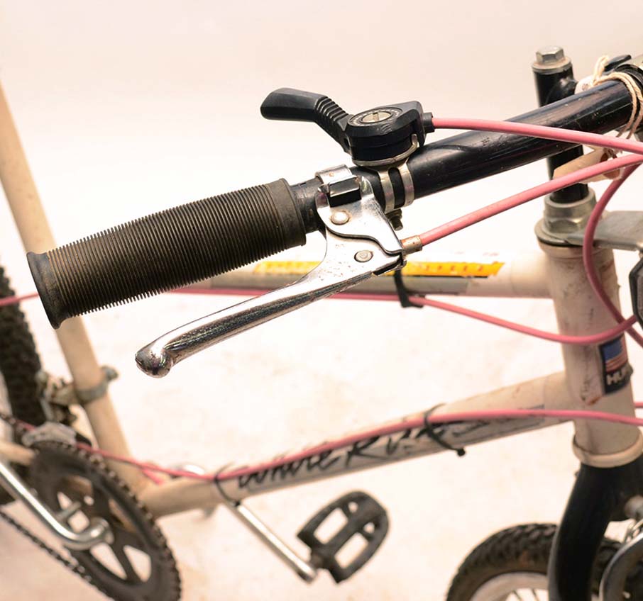 Vintage Huffy White River Ten-Speed Mountain Bike