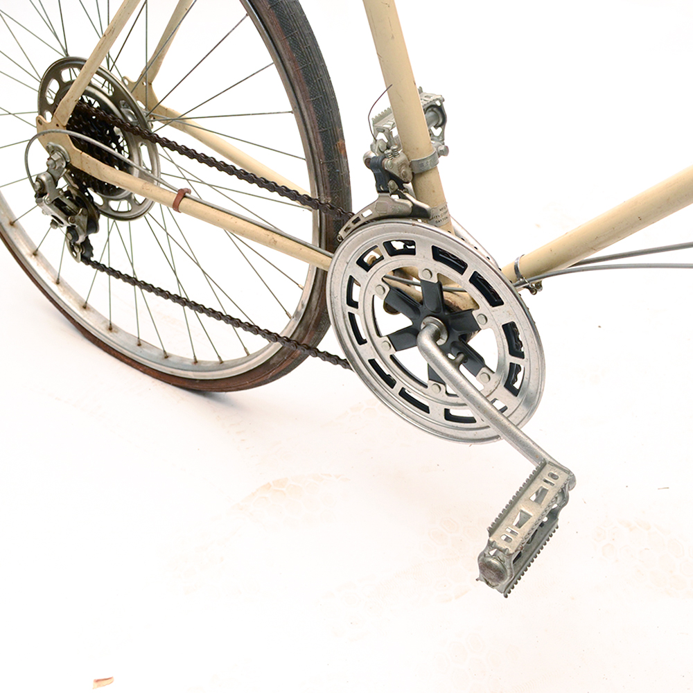 Vintage 1970s Huffy 10-Speed Santa Fe Bike