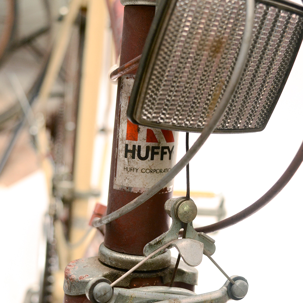 Vintage Huffy Santa Fe Ten-Speed Road Bike