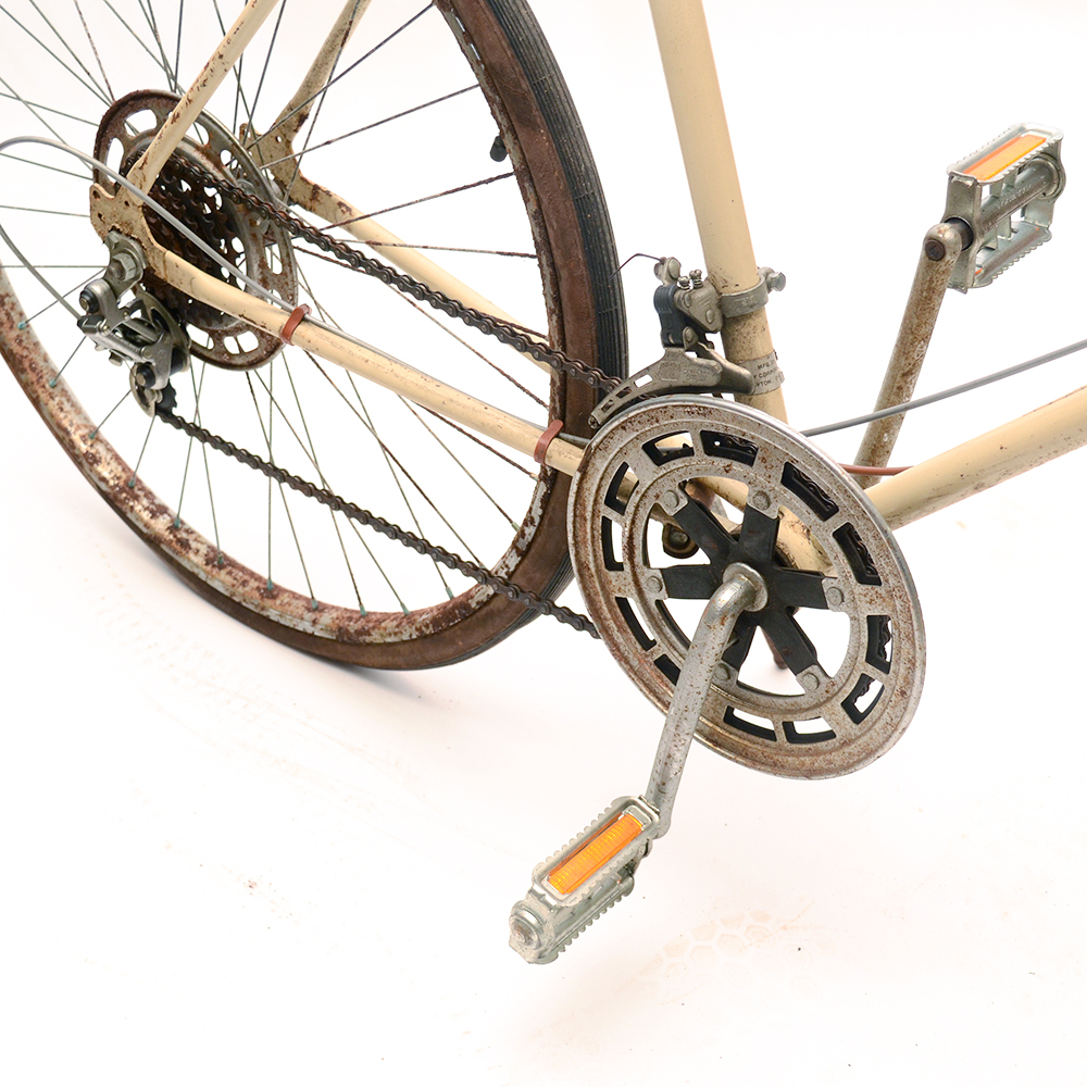 Vintage Huffy Santa Fe Ten-Speed Road Bike