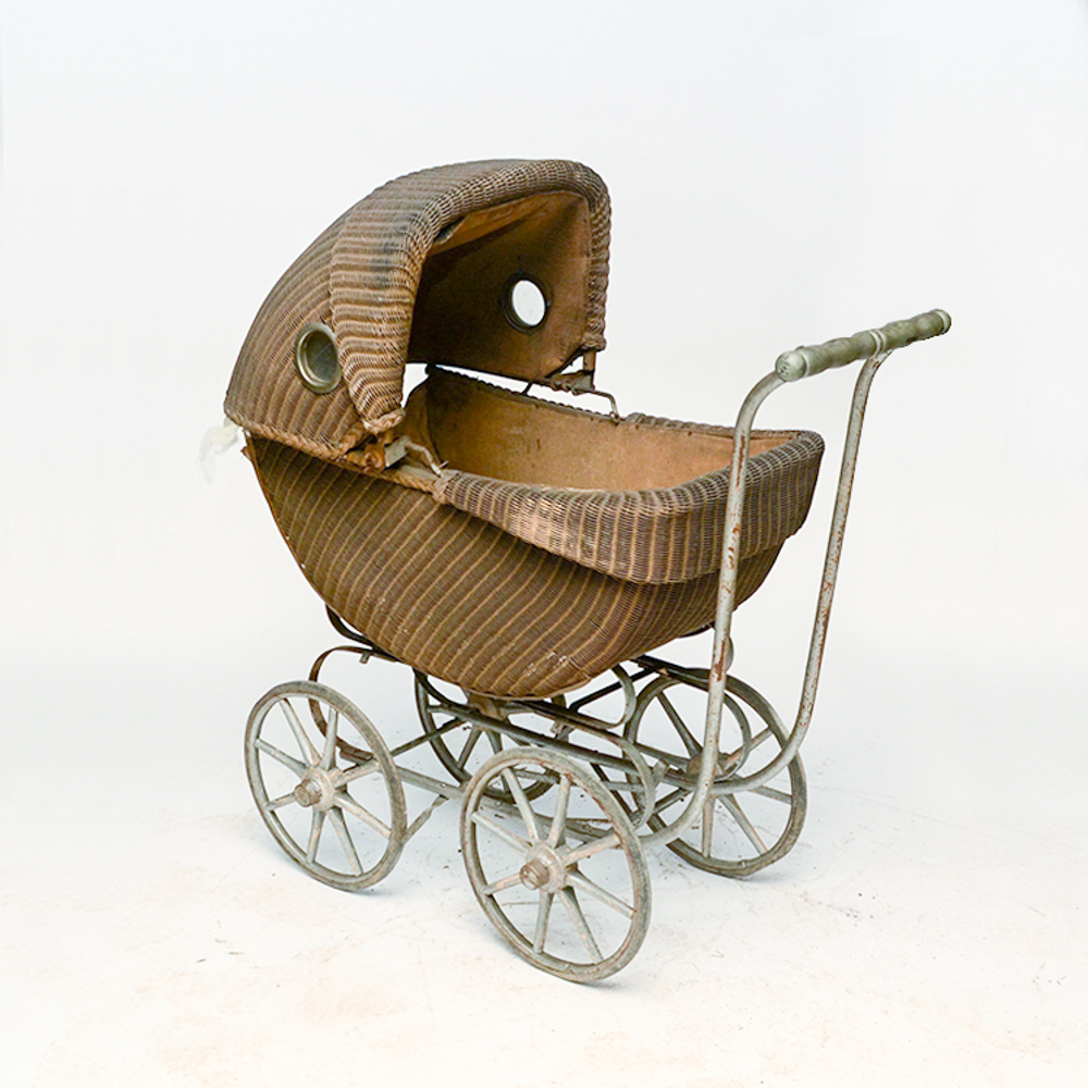 Vintage Decorative Wicker Baby Carriage