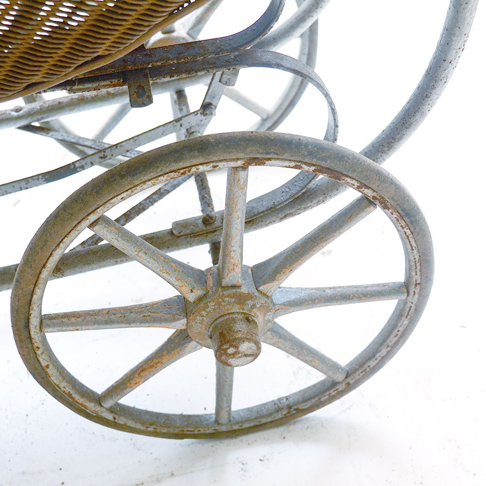 Vintage Decorative Wicker Baby Carriage