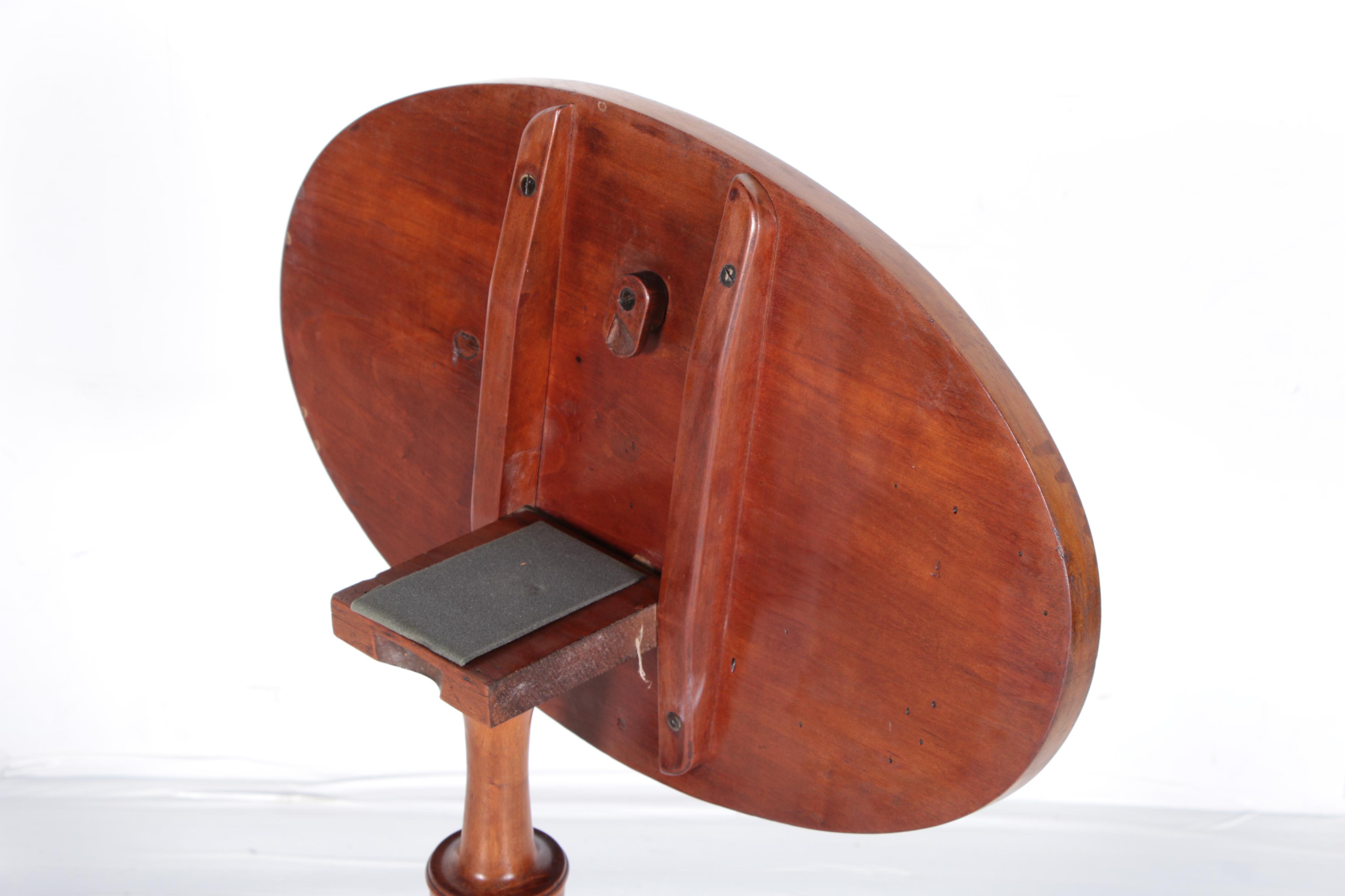 Federal Style Tilt-Top Candlestand in Cherry