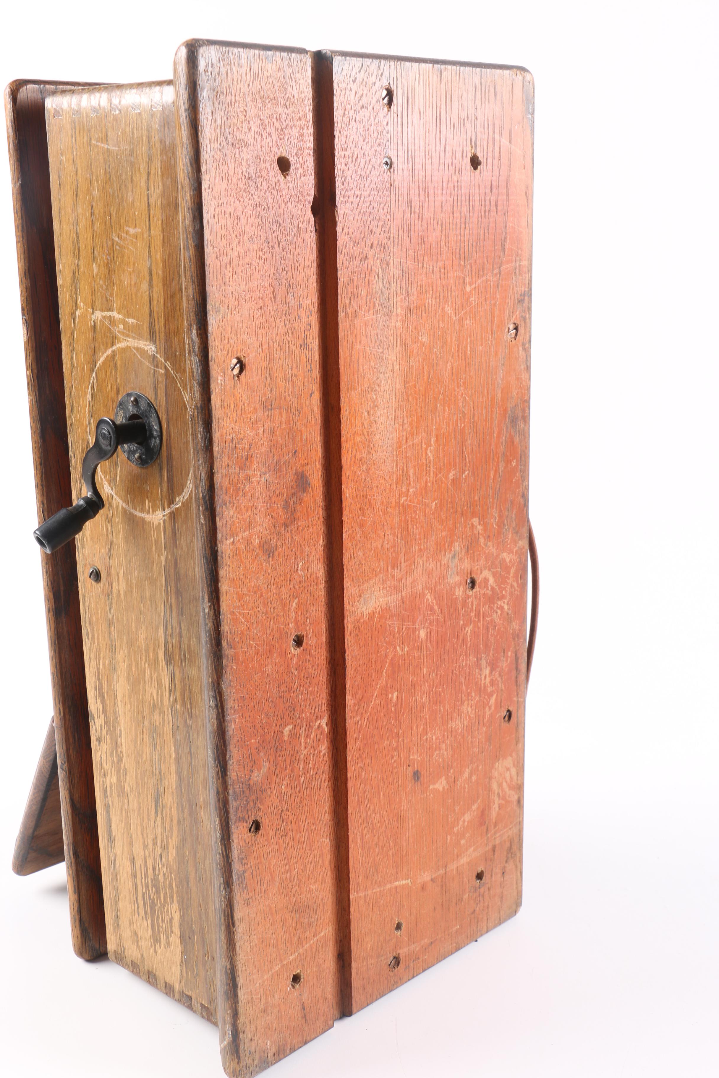 Antique Magneto Wall Compact Crank Telephone